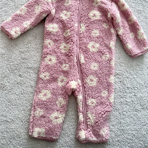 Joe Fresh Pink and Cream Floral Fleece One-Piece Outerwear Snow Suit - Picture 2 of 7